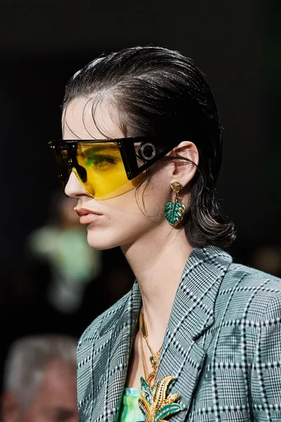 Look 52